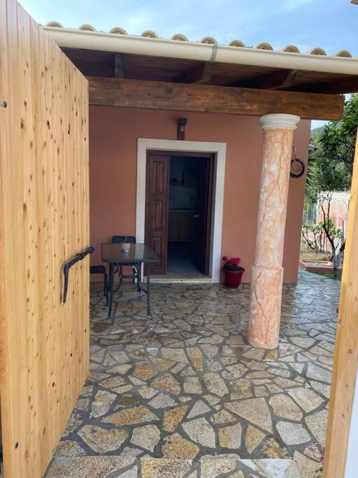 Casa Piccolino Villa Paramonas  Eksteriør bilde
