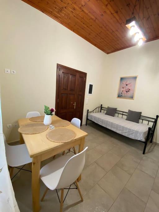 Casa Piccolino Villa Paramonas  Eksteriør bilde